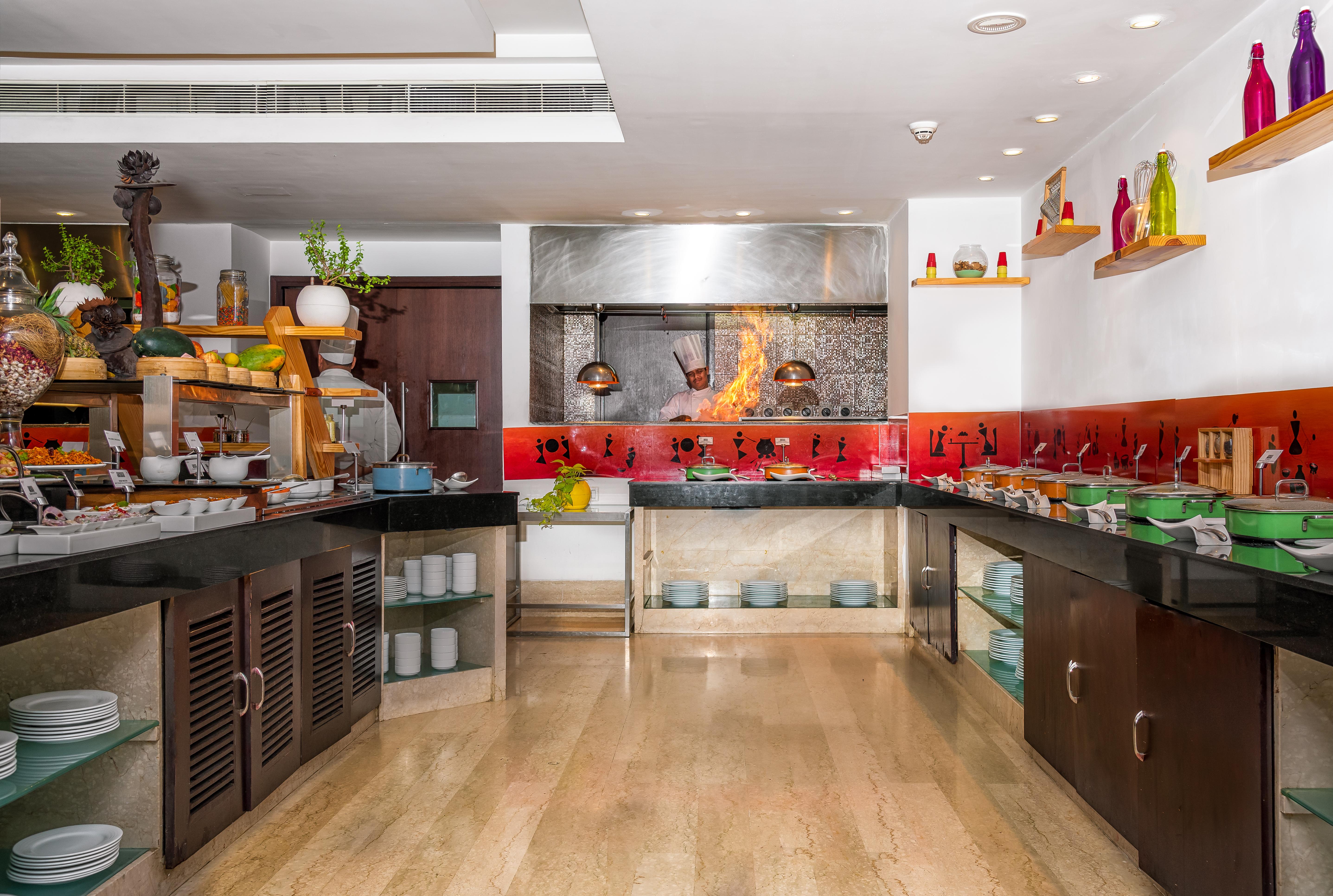 होटल Mercure Kcp Banjara Hills, An Accor 5*