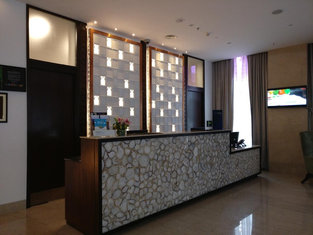 Mercure Kcp Banjara Hills, An Accor होटल